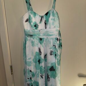 Maurices White and Green Sundress with Sweetheart Neckline for Wedding Guest